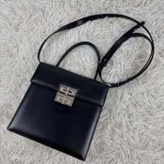 Givenchy ブラック スクエア ショルダーバッグ 2way 4Gロゴ - メルカリ