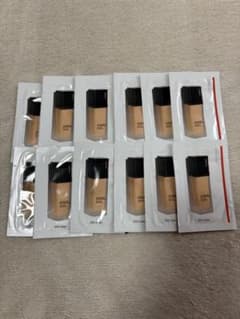 SHISEIDO シンクロスキン セルフリフレッシング ファンデーション 220のサムネイル
