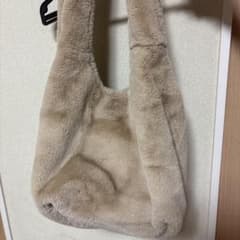 ファー素材 ベージュ トートバッグ【値下げ交渉⭕️】のサムネイル