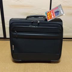 ビジネスキャリーバッグのサムネイル