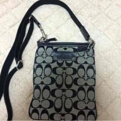 COACHショルダーバックのサムネイル