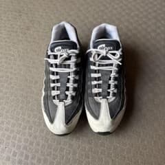 AIR MAXのサムネイル