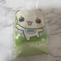 MILMIL ぬいぐるみマスコットのサムネイル