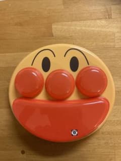 ありさ様専用　アンパンマン　顔型　食器のサムネイル