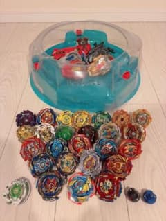 ベイブレードバースト まとめ売り スタジアムセットのサムネイル