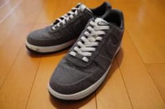 値下げ　ナイキ　AIR FORCE 1 エア　フォース　ワン　26cm US8のサムネイル