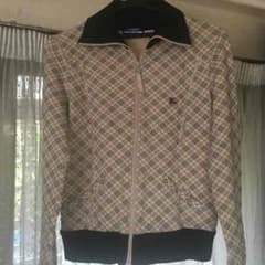 バーバリー BURBERRY パーカー 38のサムネイル