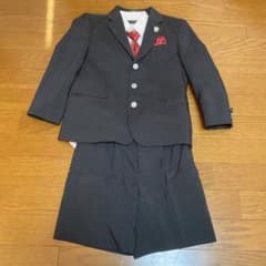子供用フォーマルスーツのサムネイル