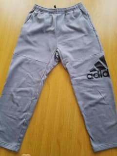 ☆adidas☆キッズスウェットパンツのサムネイル