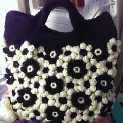 パイモン様専用☆小花モチーフバッグのサムネイル