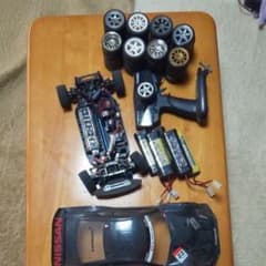 ラジコン GTRのサムネイル