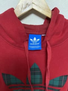 adidas アディダス　プルオーバー　パーカー　赤色　肉厚のサムネイル