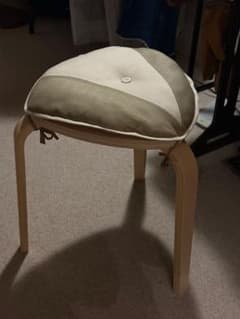 IKEA KYRRE シルレ　ハンドメイド　スツール専用クッションのサムネイル