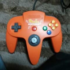 ニンテンドー64ピカチュウ版コントローラーのサムネイル