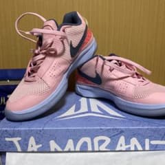 NIKE バッシュのサムネイル