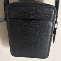 美品 COACH ショルダーバッグのサムネイル