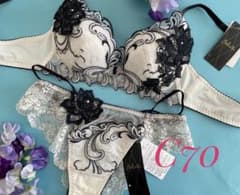 サルート C70/M 07G BE ドイツの花嫁 サルート C70/M 07G BE ドイツの花嫁 - メルカリ