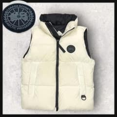 11576【美品・定番モデル】カナダグース☆刺繍ワッペン付きダウンベスト 11868【美品・ホログラム付き】カナダグース 刺繍ワッペン ダウン