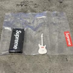 supreme カプセルトイ　ギターのサムネイル