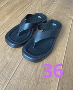 [미품] ZARA 통 샌들 36 23.5cm