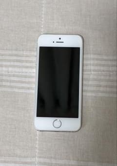 Apple iPhone 5s シルバー 本体 - メルカリ