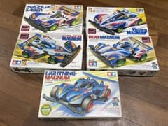 爆走兄弟レッツ&ゴー！！歴代マグナム5点セット　ミニ四駆のサムネイル