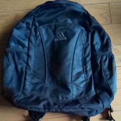 adidas リュックのサムネイル