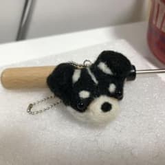 【まるくんママ専用】羊毛フェルトキーホルダーのサムネイル