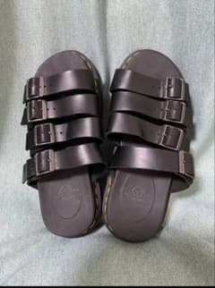 Dr. MARTENS ドクターマーチン黒サンダルのサムネイル