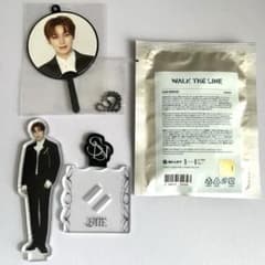 ENHYPENソヌ アクスタ 缶バッジ ミニうちわ - メルカリ