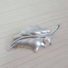美品 TASAKI タサキ 田崎真珠 ブローチ リーフ パール 本真珠 シルバー