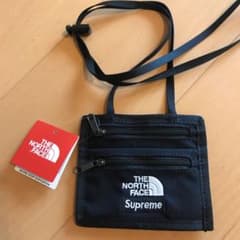 RUI様専用 SUPREME x THE NORTH FACE WALLETのサムネイル