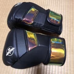 Hayabusa T3ボクシンググローブ 14oz ブラック/イリディセント - メルカリ