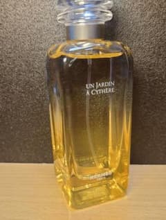 エルメス シテールの庭 オードトワレ 100ml 日本語表記シール HERMES エルメス シテールの庭 オードトワレ 100ml 日本語表記シール HERMES