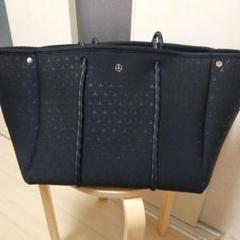 【未使用品タグ付き】メルセデス ベンツ トートバッグ スターパターン ポーチ付き 未使用級】 メルセデス ベンツ スター パターン トートバッグ