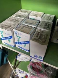 未使用品　鋼製下地材用　ボードスクリューユニクロメッキビス　フレキのサムネイル