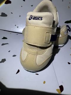 asics ベビーシューズ ベージュのサムネイル