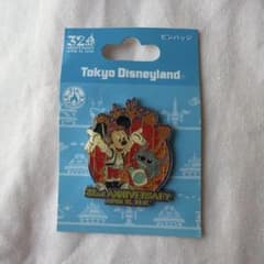 東京ディズニーランド 32周年 ピンバッジ ミッキー スティッチエン