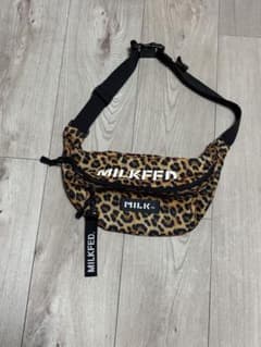 MILKFED. レオパード柄 ボディバッグのサムネイル