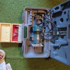 RYOBI トリマー　ルータービットセット付きのサムネイル