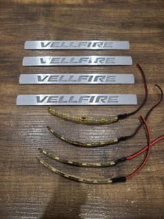 20系ヴェルファイア純正風イルミネーションプレート白色発光 4枚LEDテープ４本のサムネイル