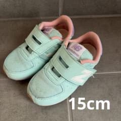ニューバランス⭐︎15cm⭐︎キッズシューズのサムネイル