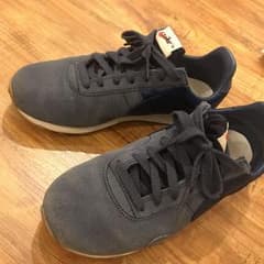 NIKE スニーカーのサムネイル