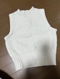 透かし編みニットベスト サイズFのサムネイル