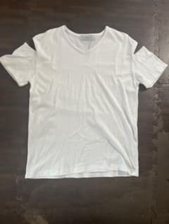 ADRER ショルダースリットVネックTシャツ 白のサムネイル