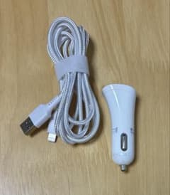 車用 ACアダプター+iPhone用Type A充電用ケーブル約180cmのサムネイル