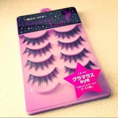 つけまつげのサムネイル