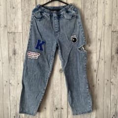 ケミカルウォッシュ デニムパンツ ワッペン ダメージ加工のサムネイル