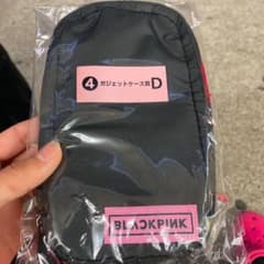 ブラックピンク　1番くじ　D賞　ガジェットケースのサムネイル