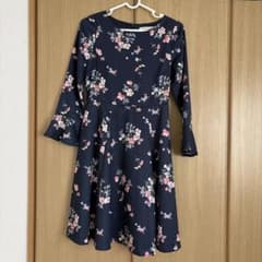 MISCH MASCH 花柄 ひざ丈ワンピース ネイビーのサムネイル
